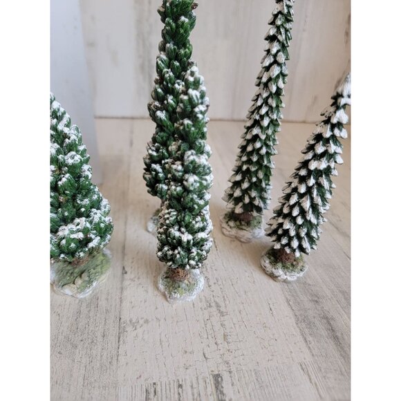 Dept 56 52613 Snowy Evergreen medium village accessory xmas - Picture 3 of 7